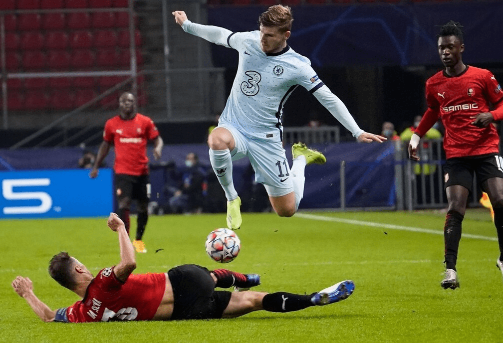 冲刺阶段皇家马德里调整名单以备英超，豪取连胜环节打磨，底气十足，团队化学反应显著(周三欧超杯皇家马德里vs亚特兰大)-九游体育